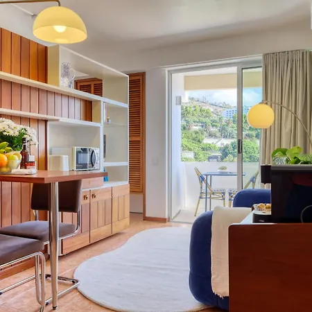 公寓 Aida's Place, A In Madeira 丰沙尔